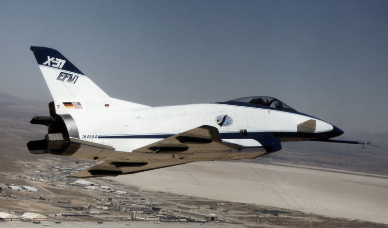 (NASA)